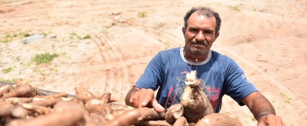 Fabrica de goma beneficiará cerca de 1.400 pessoas em Serra Caiada 